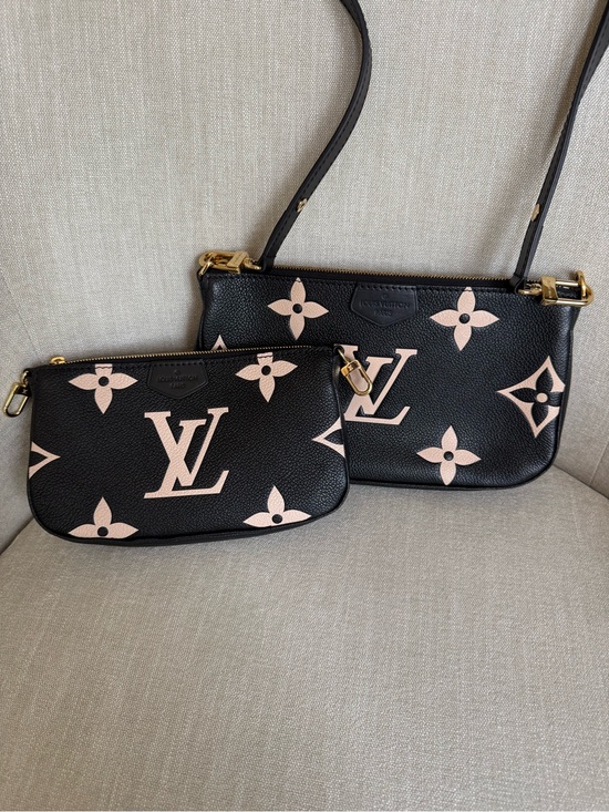 Louis Vuitton Handbags - Louis Vuitton | Logo Bag